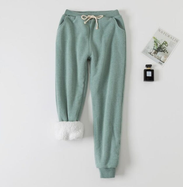 Luxurious Lamb Velvet Padded Sweatpants for Ultimate Comfort | Athela