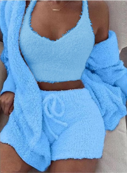 Comfortable 3-Piece Pajama Set | Crop Top & Shorts | Athela