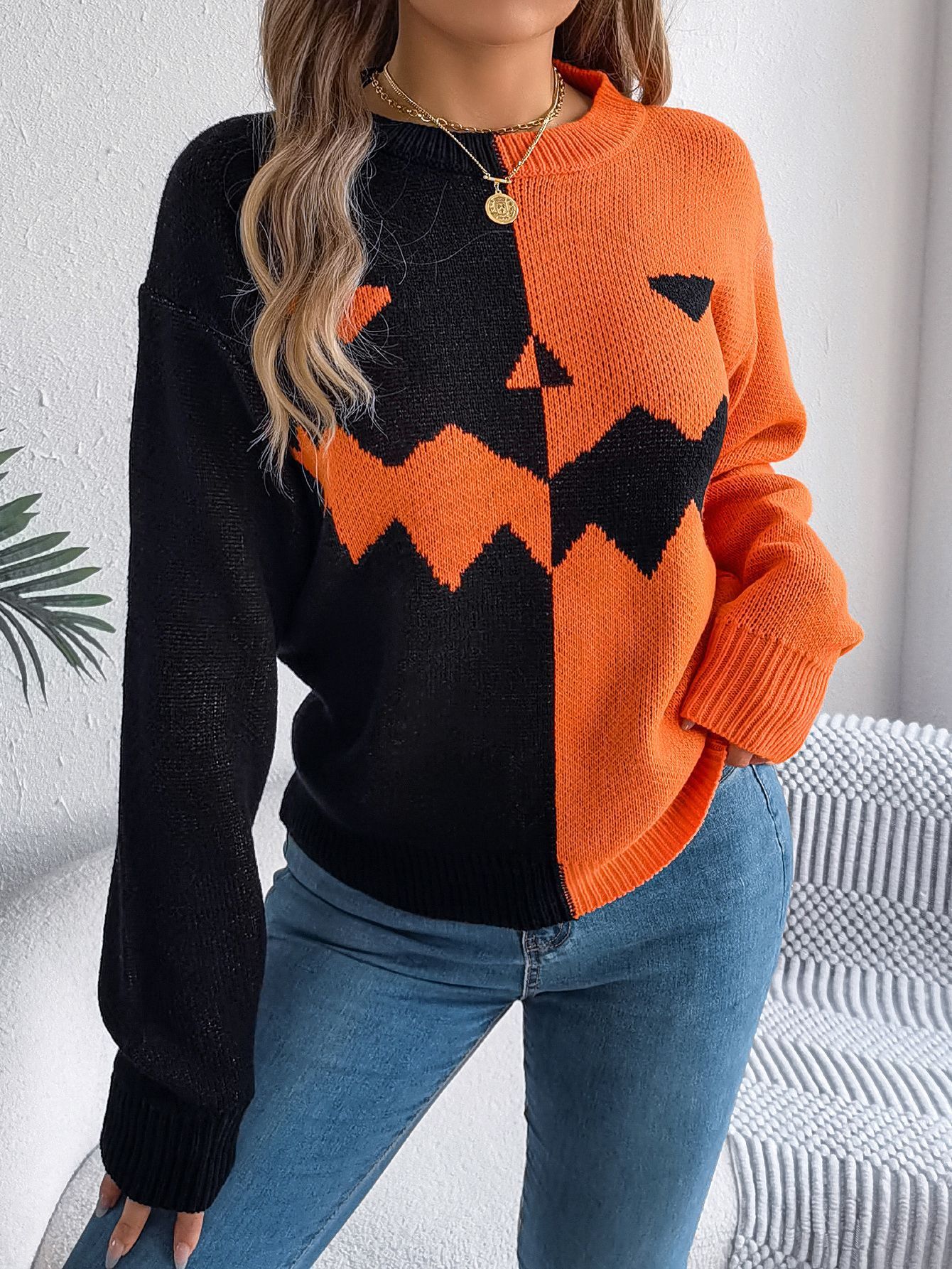 Spooky Chic: Halloween Contrast Pullover Sweater for Women